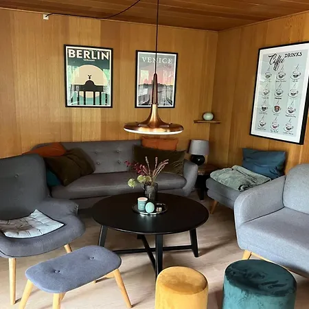 Sheyla - 70m From The Sea By Interhome