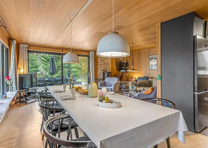 Sheyla - 70m From The Sea By Interhome